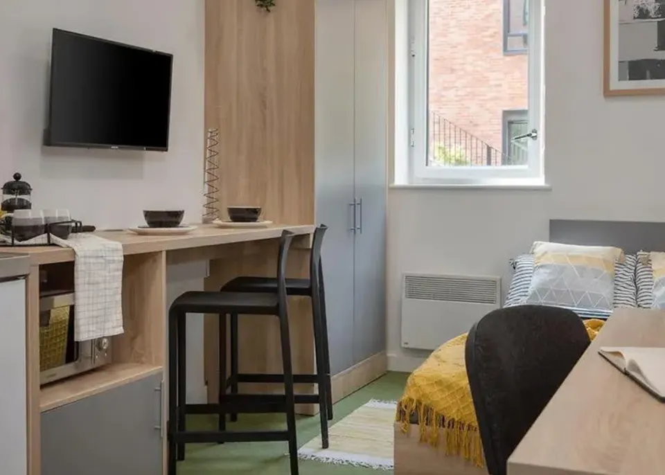 Londonist DMC | Standard Studio